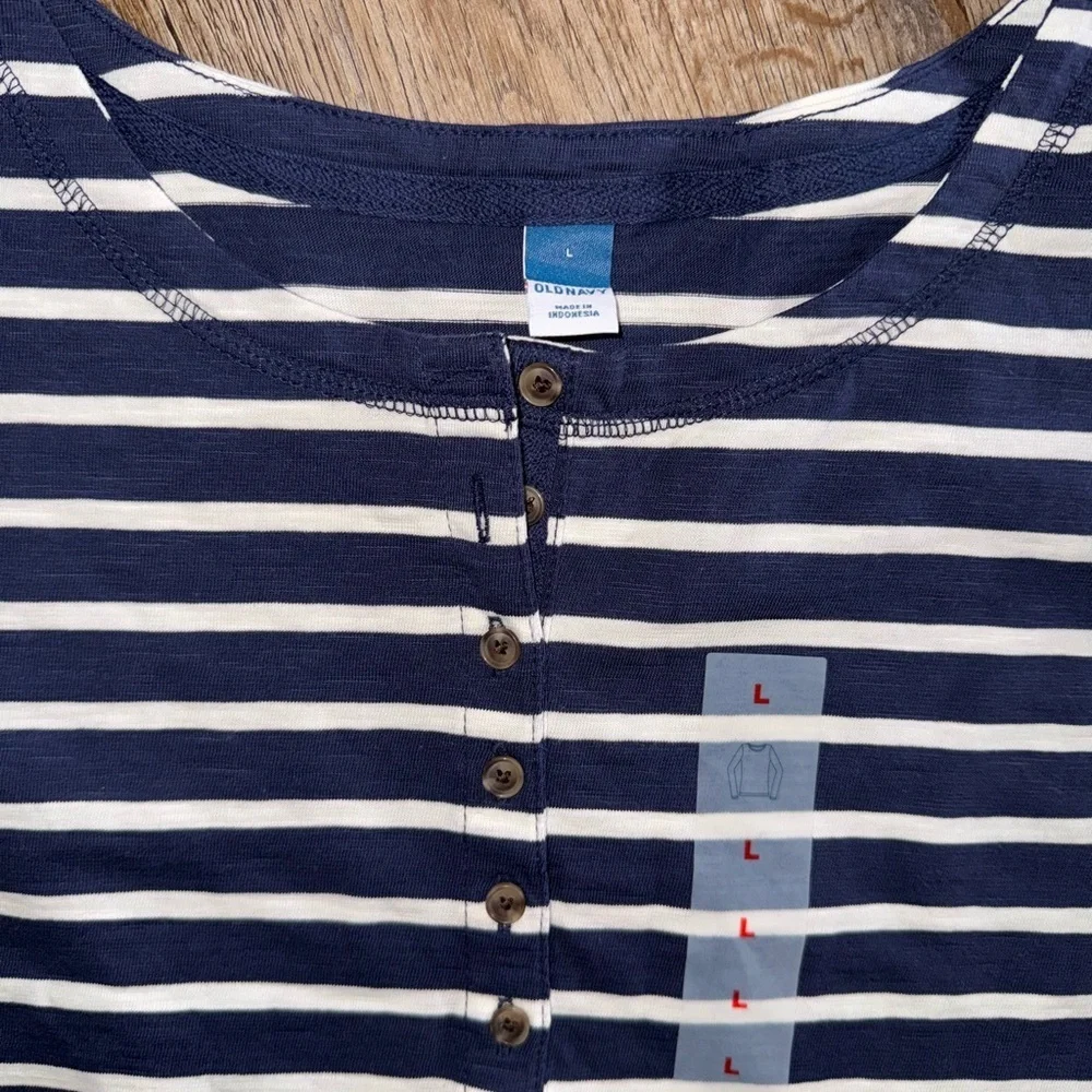 Old Navy • Loose Mariner Stripe Henley - Picture 3 of 7